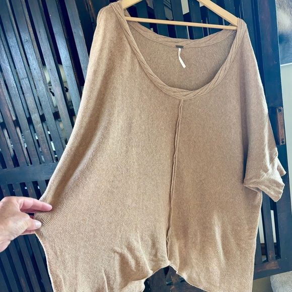 FREE PEOPLE Camel Knit Oversized Sweater - Picture 7 of 12